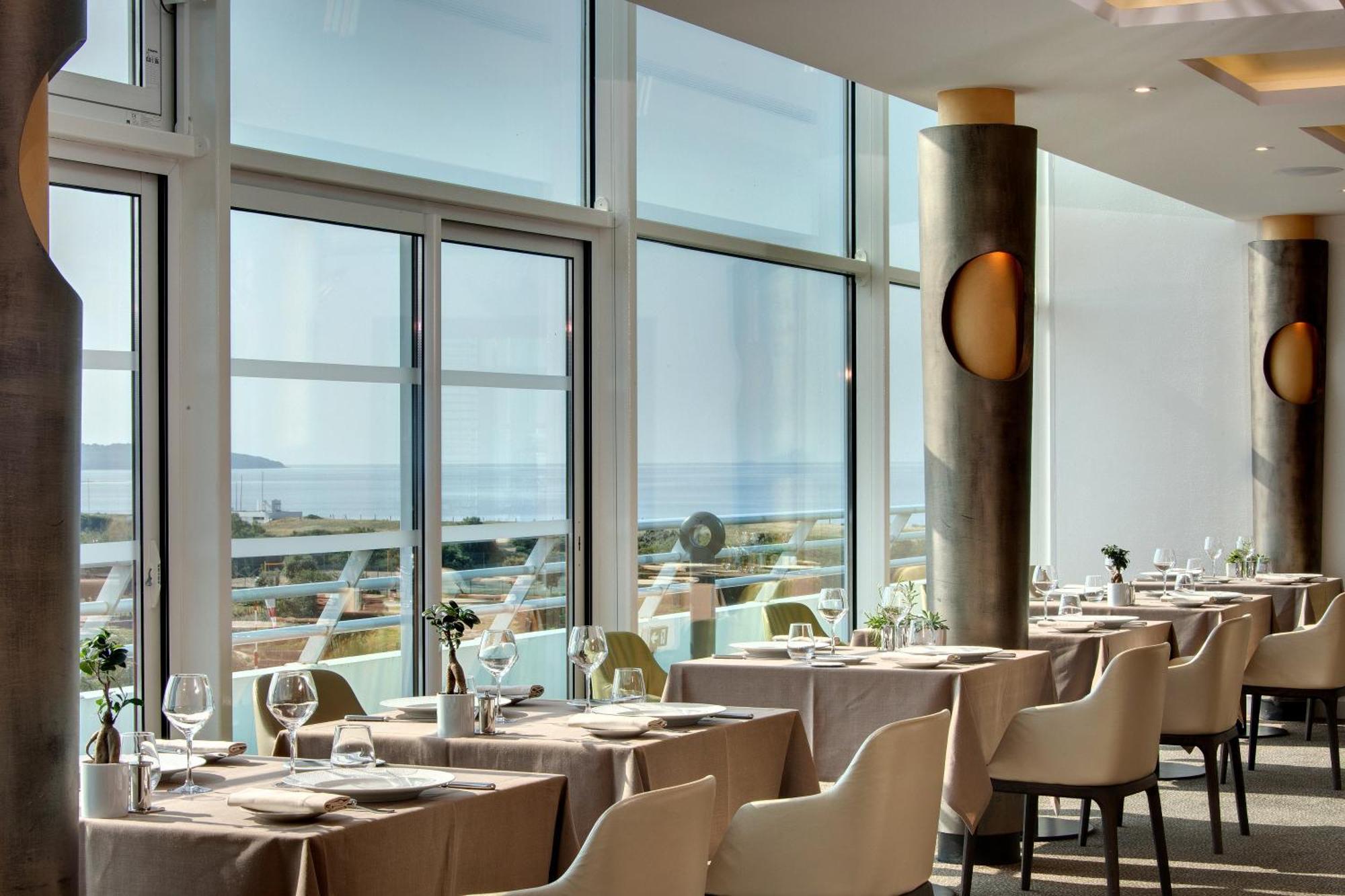 Miramar La Cigale Hotel Thalasso & Spa Arzon Eksteriør billede