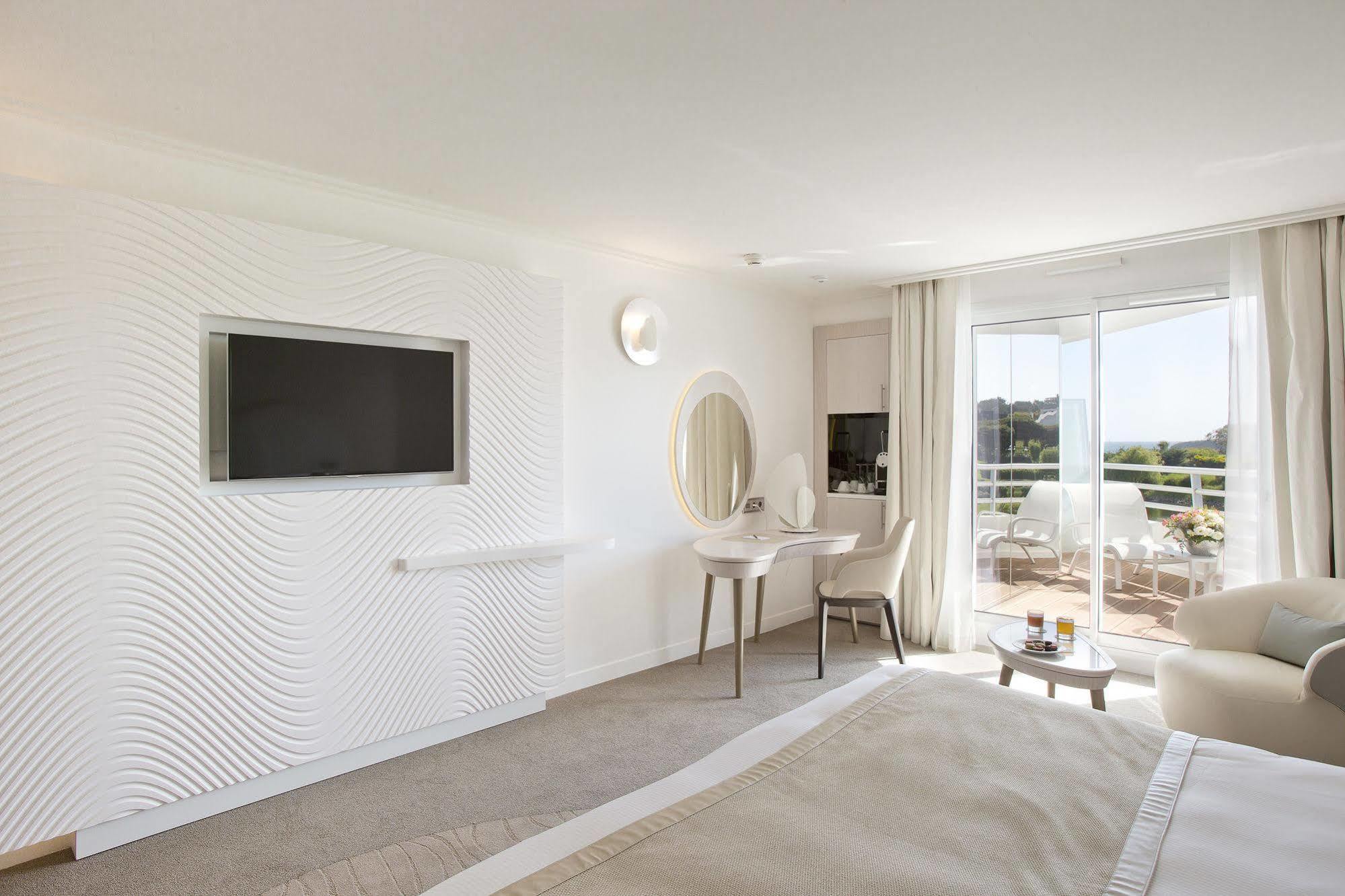 Miramar La Cigale Hotel Thalasso & Spa Arzon Eksteriør billede